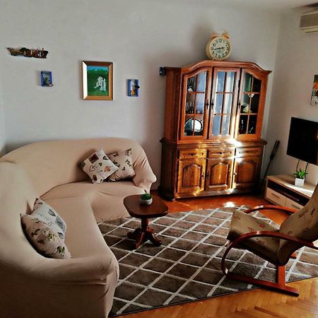 Apartmani Anda 트로기르 외부 사진